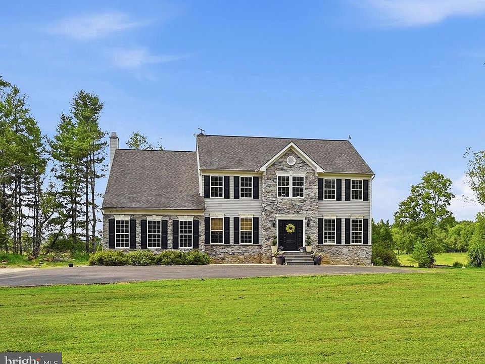 1st image of 39320 Tollhouse Rd