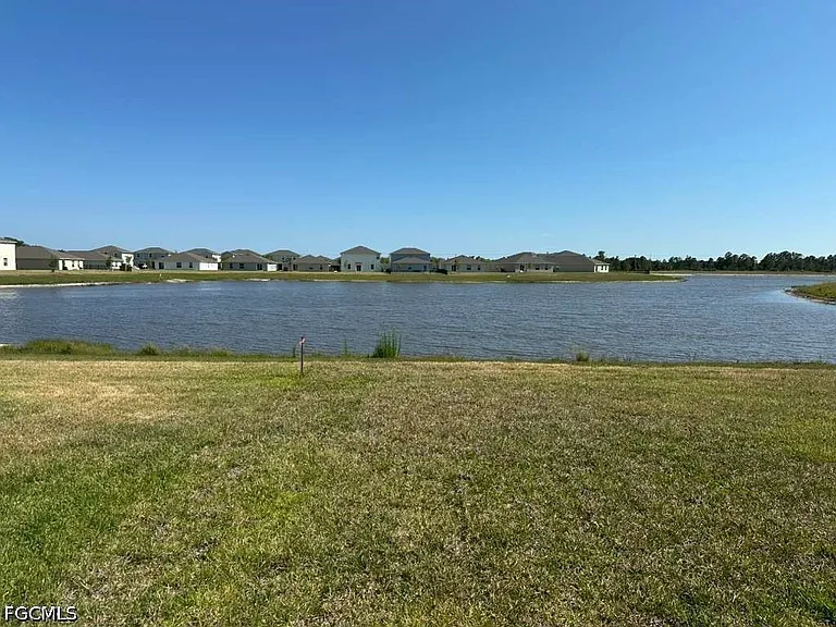 11918 Savanna Lakes Blvd — Photo 5
