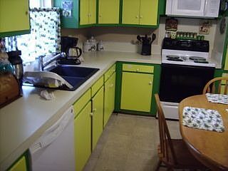 2nd image of 620 Dixson St