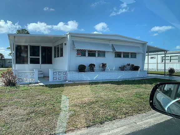 2nd image of 3118 Saralake Dr N