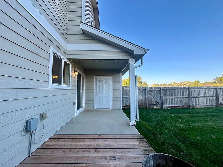 3115 Swan Point Dr — Photo 12