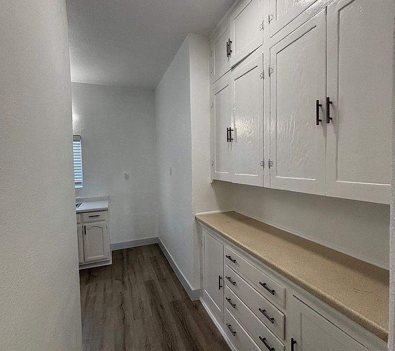 1st image of 2121 Long Beach Blvd #12