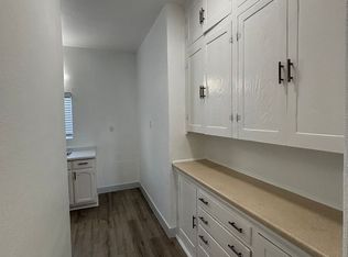 2121 Long Beach Blvd #12, Long Beach, CA 90806