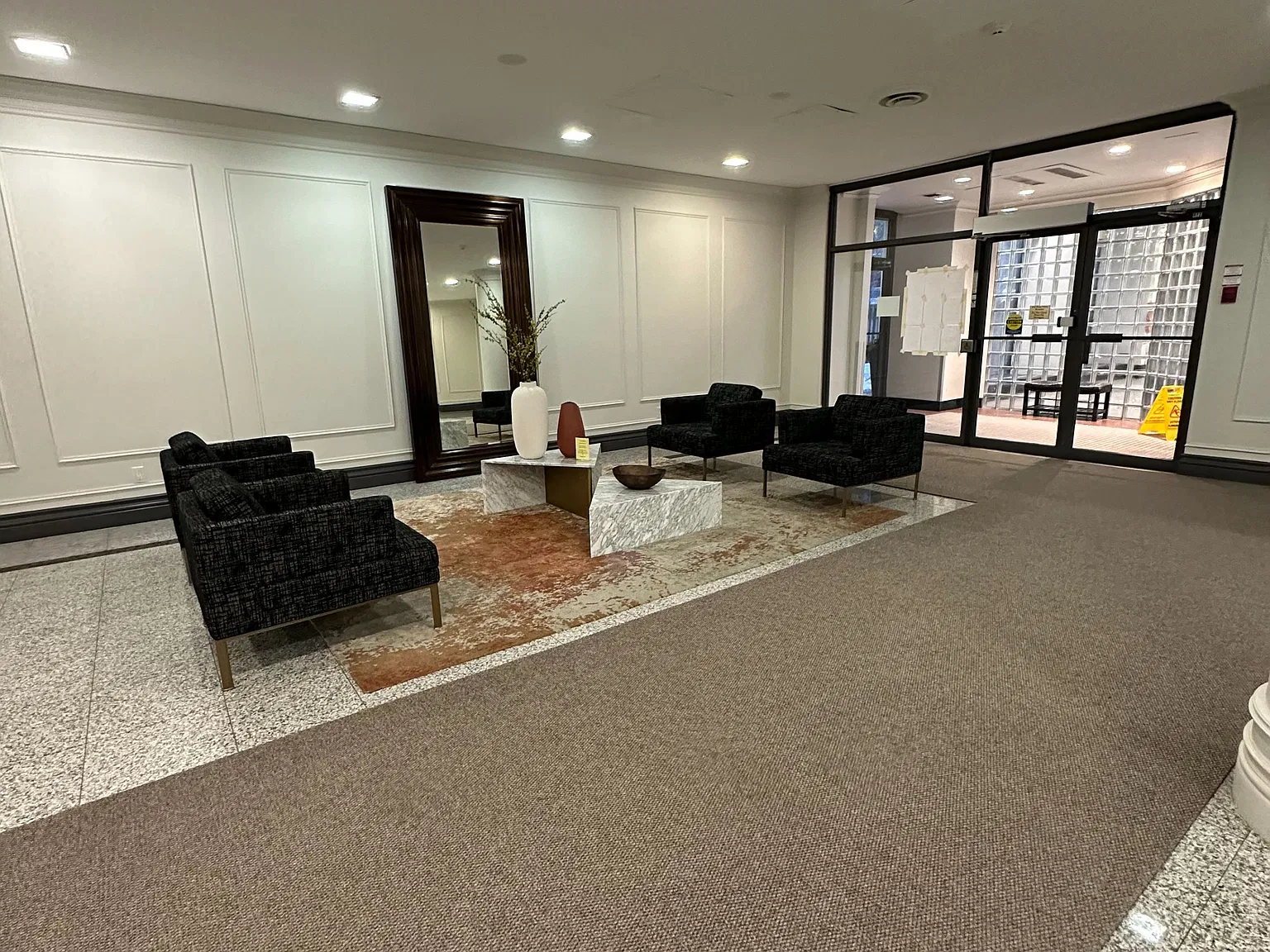 2 bed, $2,400 — Photo 3
