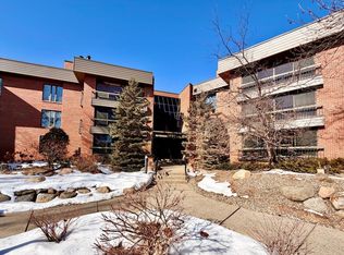 7250 Lewis Ridge Pkwy APT 102, Edina, MN 55439