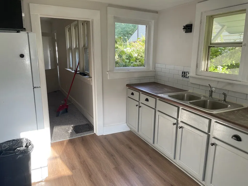 1 bed, 750 sqft, $900 — Photo 3