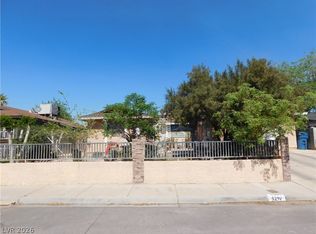 5294 Walnut Ave, Las Vegas, NV 89110