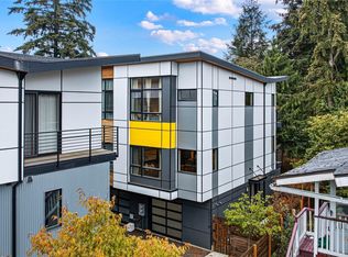 9711B Roosevelt Way NE #B, Seattle, WA 98115