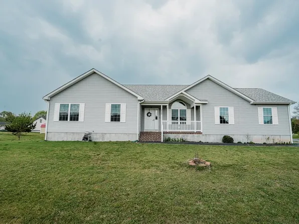 2320 Yardarm Dr, Greenbackville, VA 23356
