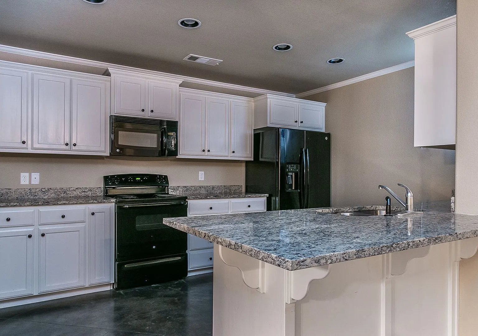 4223 Williams St. — Photo 4