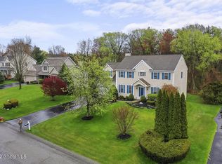 27 Spice Mill Blvd, Halfmoon, NY 12065