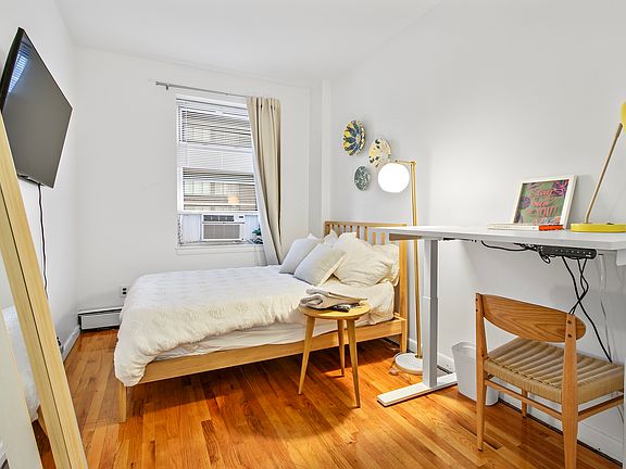 3rd image of 621 2nd Ave APT 2