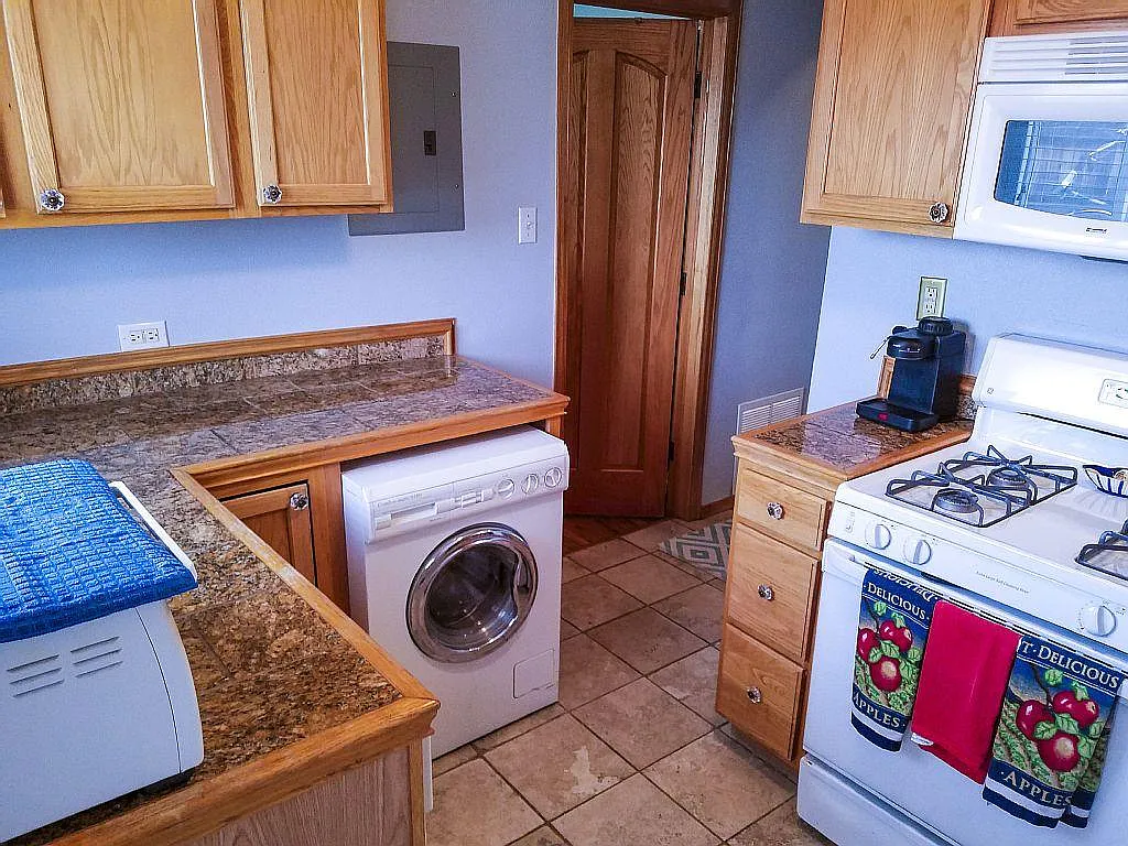 1 bed, 500 sqft, $1,400 — Photo 4