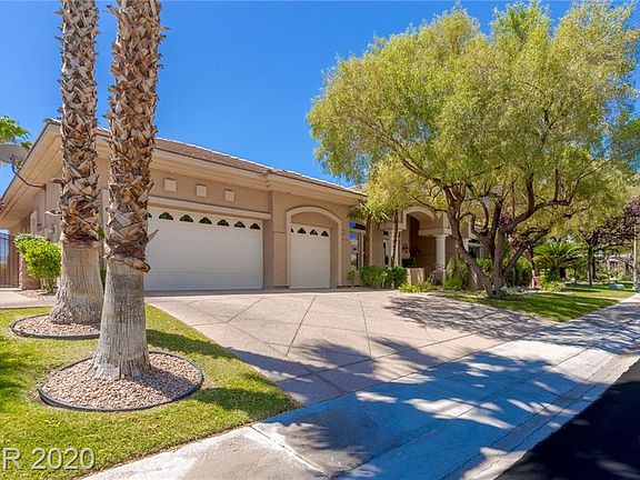 3rd image of 10121 Edgecliff Ln