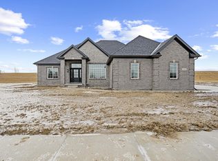 8560 Cobblestone Dr, Newport, MI