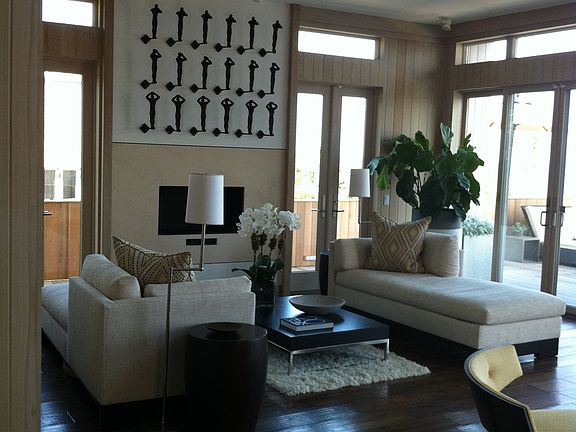 4th image of 244 Bay Walk #244