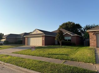 4860 Trail Hollow Dr, Fort Worth, TX 76244