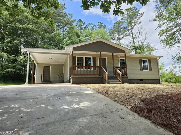 70 Shadow Ln, Carrollton, GA 30117