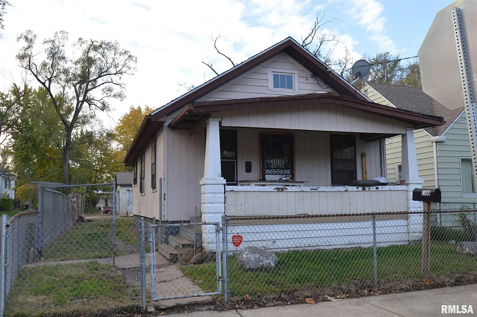 1300 W Kettelle St photo 1