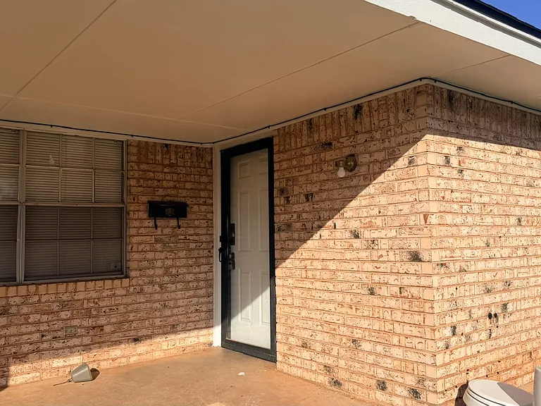5008 Creekwood Dr — Photo 5