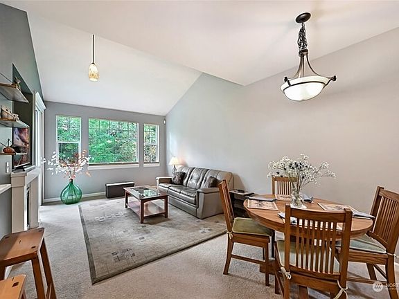 4th image of 35331 SE Aspen Ln