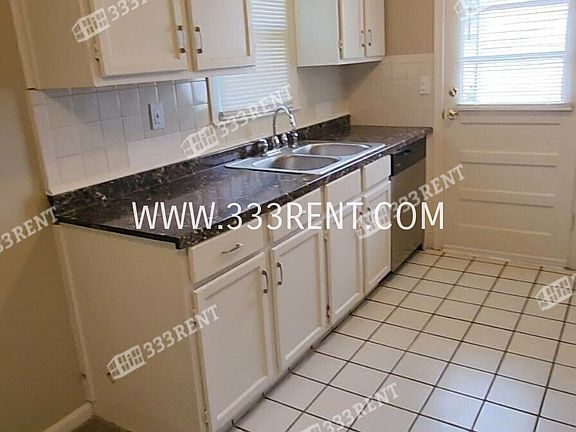 5th image of 401 SW 13th St