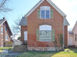 414 E C St, Belleville, IL 62220