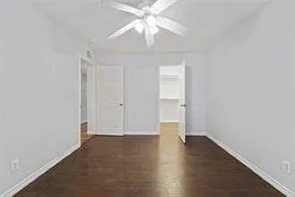 9214 Vagas Dr — Photo 17
