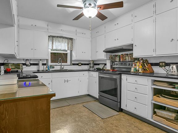 5th image of 503 W 35th St