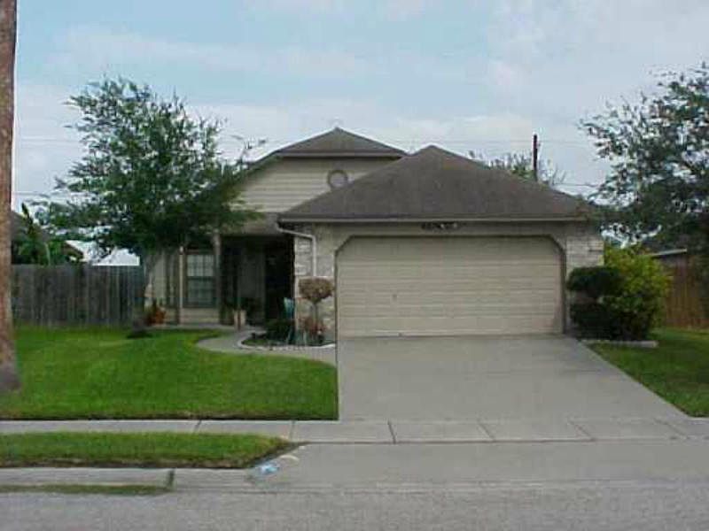 1st image of 4614 Wales Dr