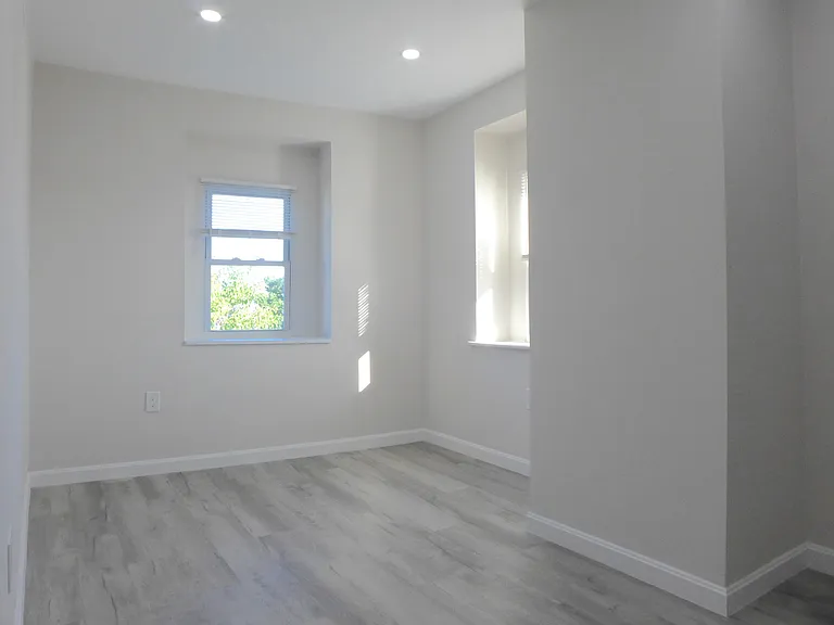 45 Bennington St — Photo 3