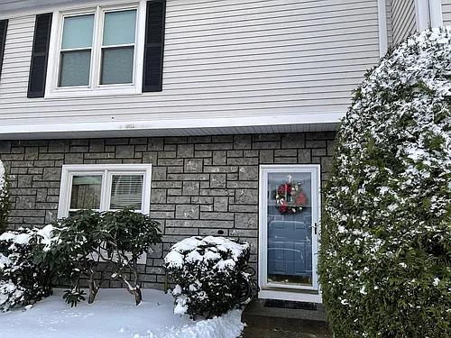 5006 Hana Rd Photo 1