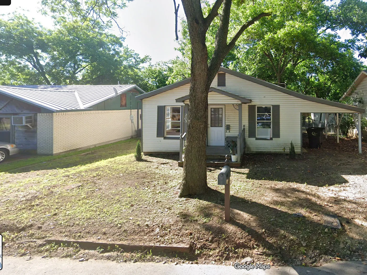 2 bed, 862 sqft, $1,350 — Photo 2