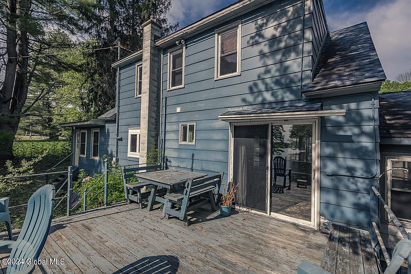 5th image of 5526 Crooked Street