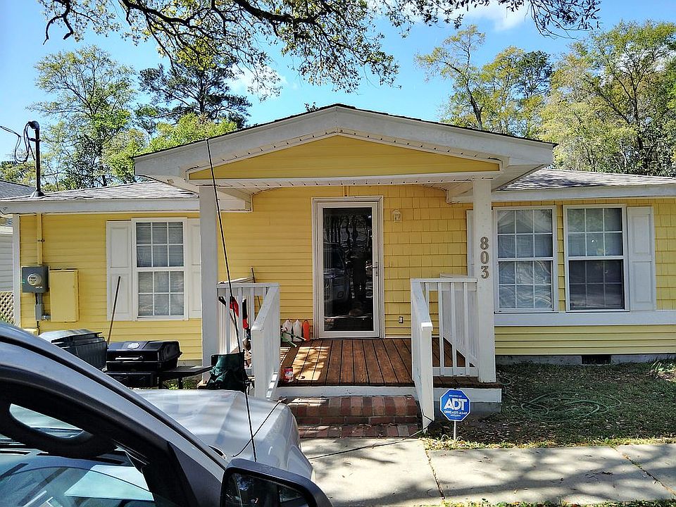 1st image of 803 Melson St