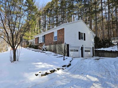 153 Pine Circle, Bennington, VT, 05201