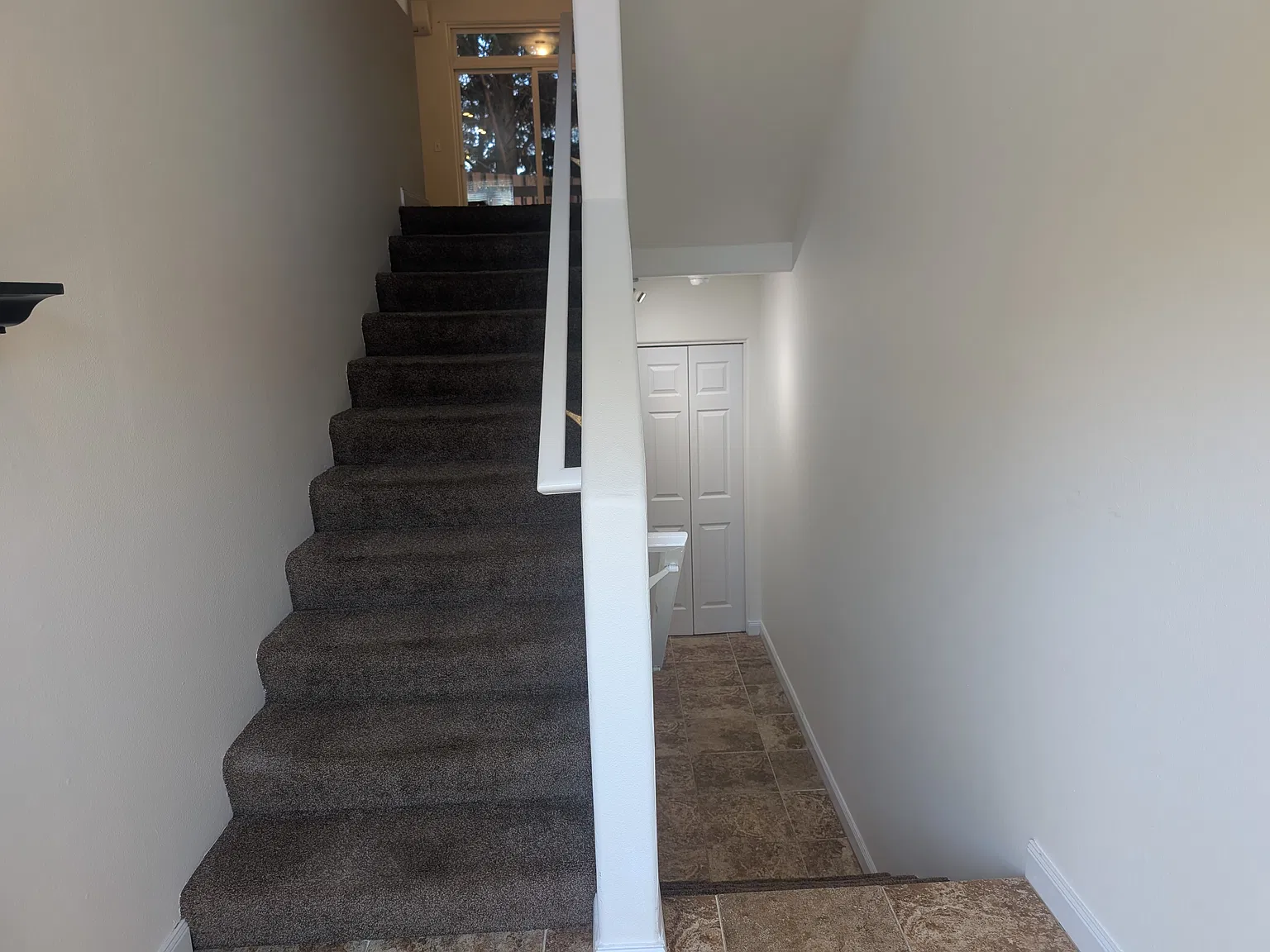 2 bed, 1680 sqft, $2,300 — Photo 2