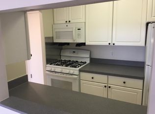 680 Huron Ave #14N, Cambridge, MA 02138