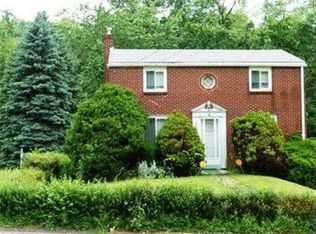 8025 Mount Carmel Rd, Verona, PA 15147