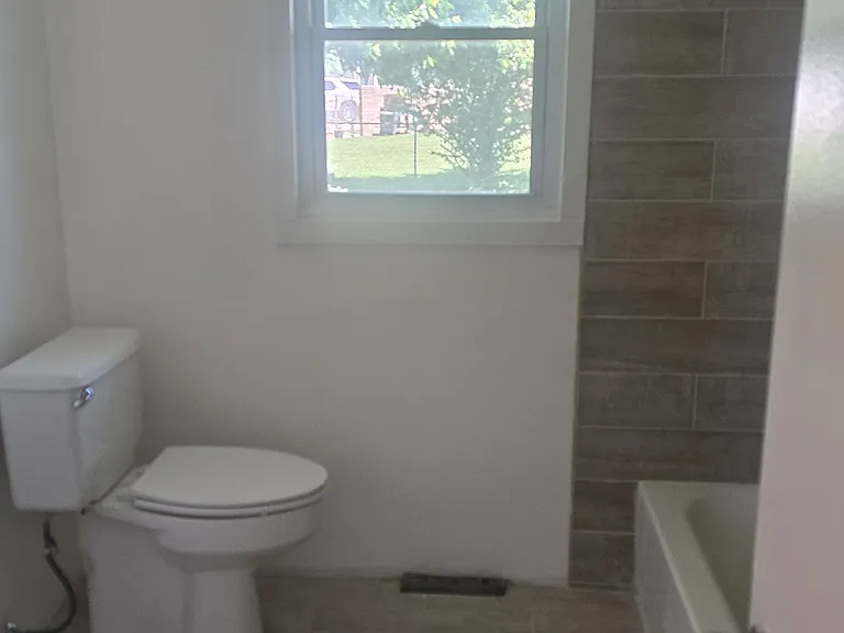 2701 Marshall Ave — Photo 8