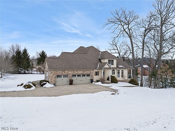 2nd image of 8550 Drummond Dr NW
