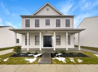 4395 Chanterelle Dr, Grove City, OH 43123