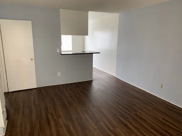 445, 445 Coronado Ave APT 8, Long Beach, CA 90814