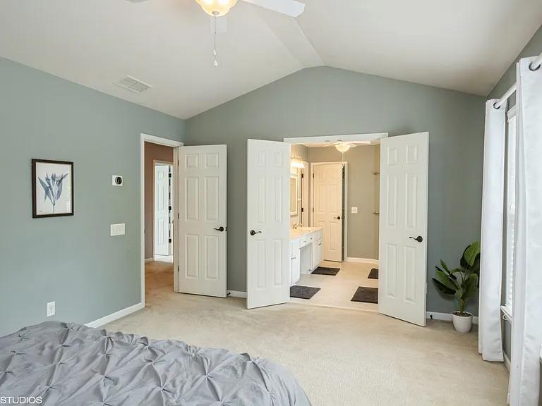 5743 Cambridge Bay Dr — Photo 21