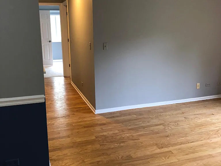 800 N Lakeside Dr #2C — Photo 3