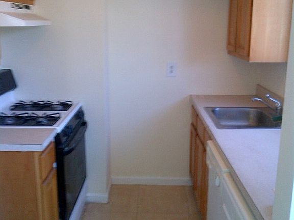 2nd image of 275 Maple Pkwy