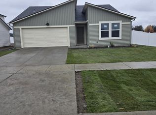 1610 E A St, Deer Park, WA 99006