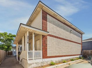 3718 Sealy St, Galveston, TX 77550