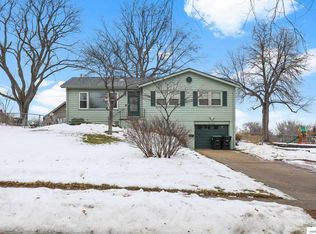 9142 Pauline St, Omaha, NE 68124