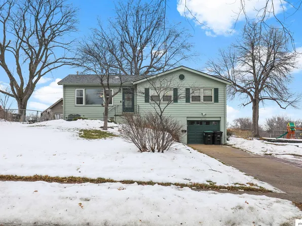 9142 Pauline St, Omaha, NE 68124